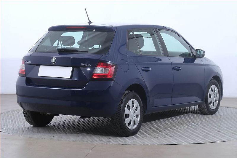 Škoda Fabia (2017) 1.4 TDI, nová STK - fotka 5 z 16