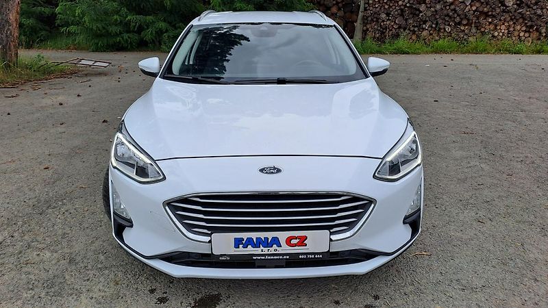 Ford Focus 1.5 TDCI Business NAVI - fotka 2 z 32