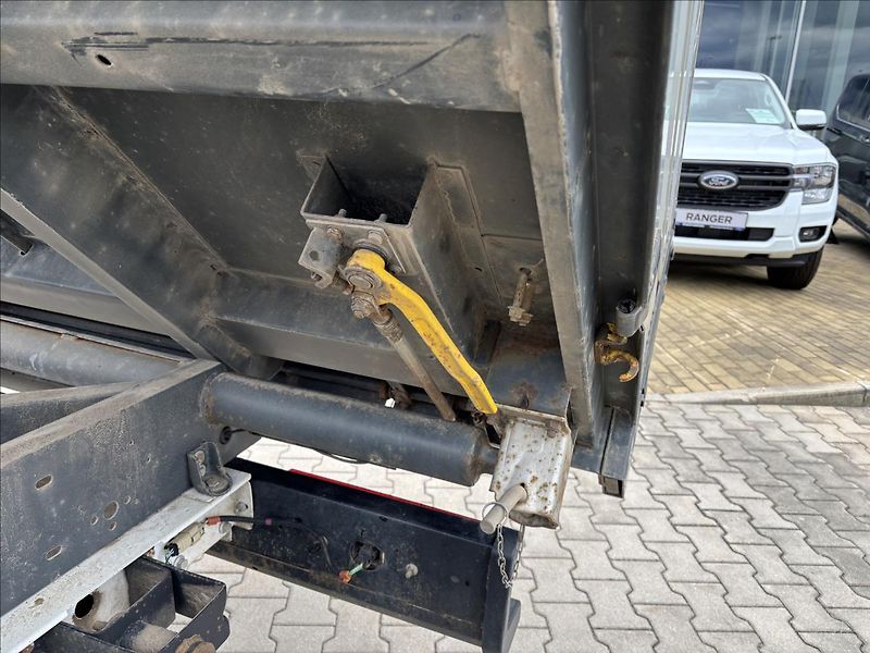 Ford Transit 2,0 125kW Třístranný Sklápěč - fotka 14 z 30