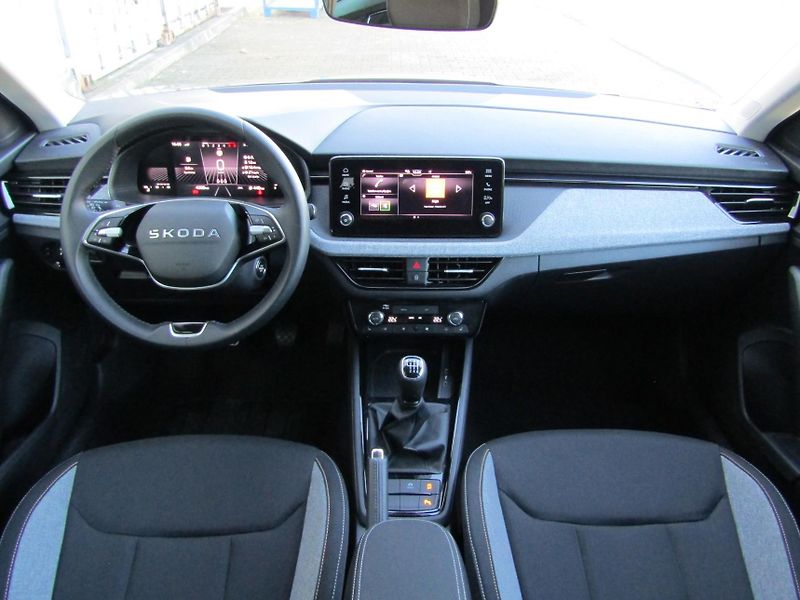 Škoda Scala FL Selection 1.0 TSI /85kW 6st - fotka 16 z 30