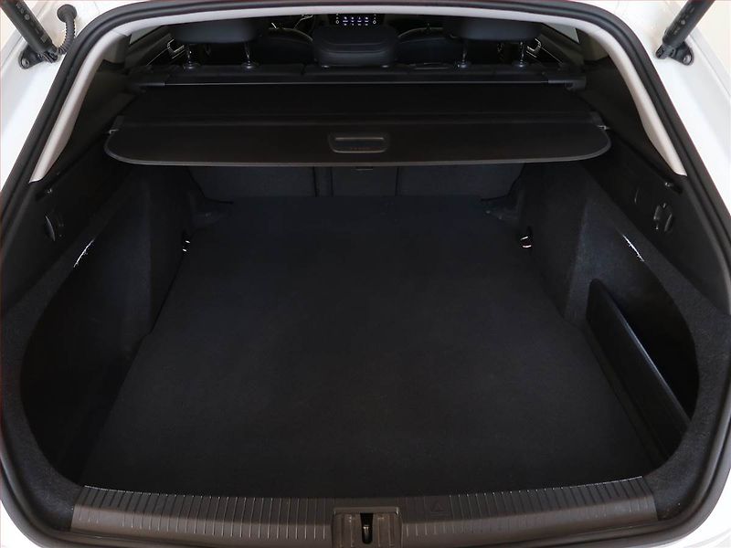 Volkswagen Arteon (2022) 2.0 TDI - fotka 14 z 17