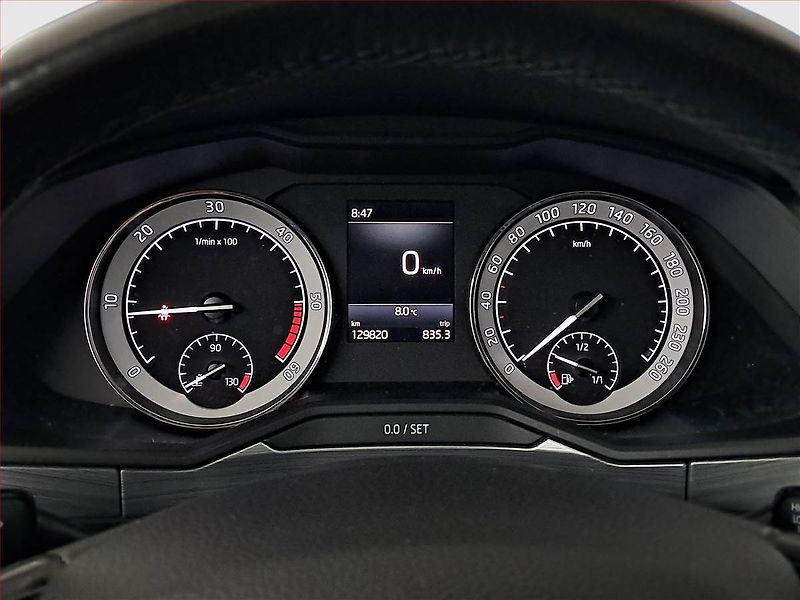Škoda Superb (2019) 2.0 TDI, Serv.kniha, Tempomat - fotka 11 z 19