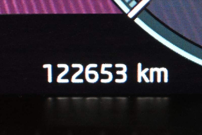 Škoda Octavia 2,0 TDI 110 KW DSG TAŽNÉ Záruk - fotka 17 z 31