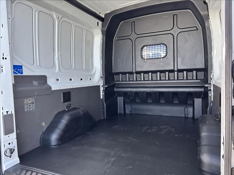 Ford Transit 2,0 EcoBlue 96kW Trend L3 DPH - fotka 12 z 37