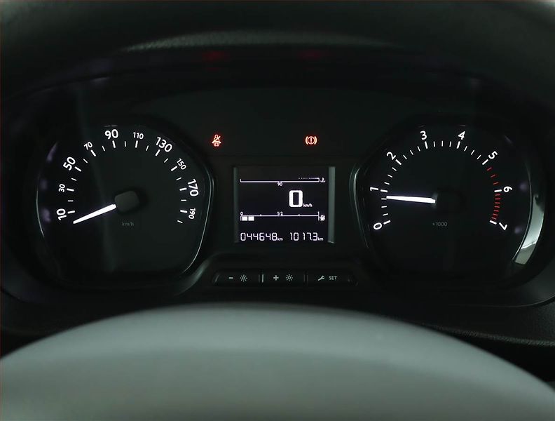 Dacia Duster (2017) 1.5 dCi, Navi, Tempomat - fotka 11 z 18