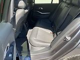 BMW Řada 3 (2022) 2.0d 318d, Sport, AT, LED, - náhled 10