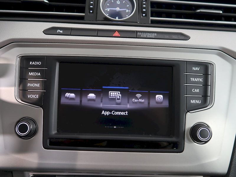 Volkswagen Passat (2017) COMFORTLINE 1.6TDI 88KW - fotka 21 z 37