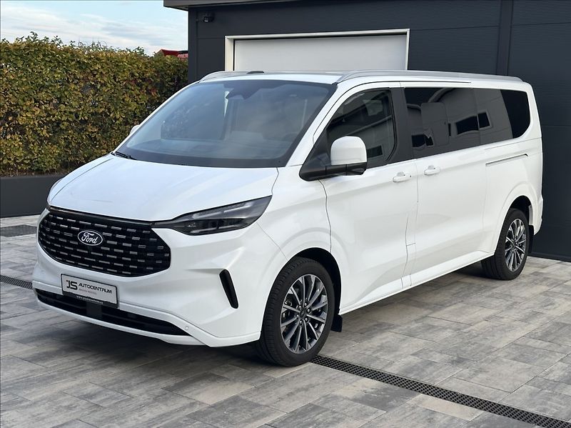 Ford Tourneo Custom 2,0 170PS  L2 Titanium X A/T 4 - fotka 2 z 58