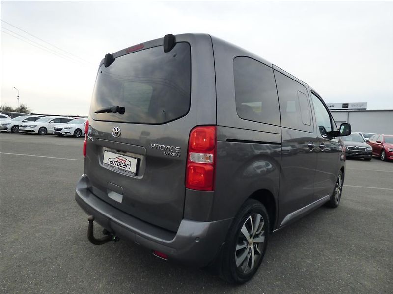 Toyota ProAce 2,0 130kw,automat  Family Comf - fotka 5 z 54
