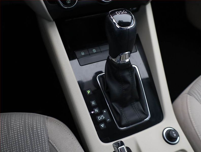Škoda Octavia (2017) Style 1.8 TSI, Automat - fotka 16 z 21