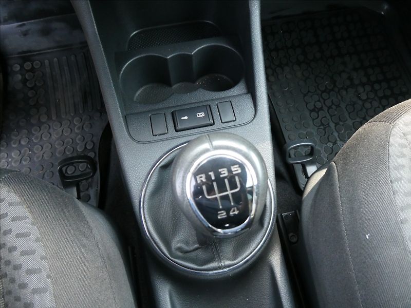 Škoda Roomster 1,2 TSi 2x kola,KLIMA,tempomat - fotka 29 z 43