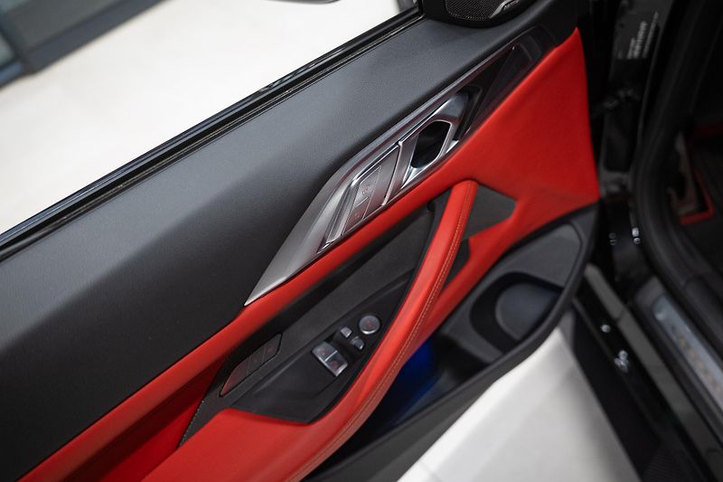 BMW M4 (2022) COMPETITION xDrive  - fotka 36 z 39