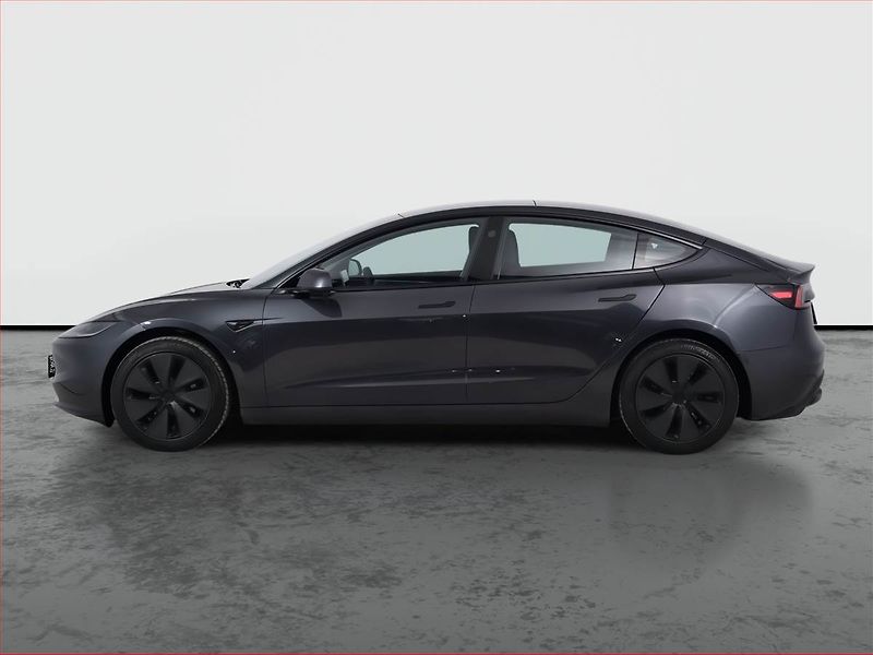 Tesla Model 3 (2025) Standard Range 60kWh, SoH 98% - fotka 3 z 25