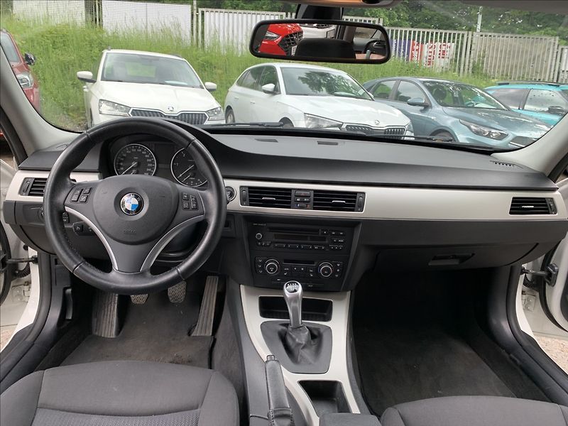 BMW Řada 3 2,0 318D,ČR - fotka 9 z 17