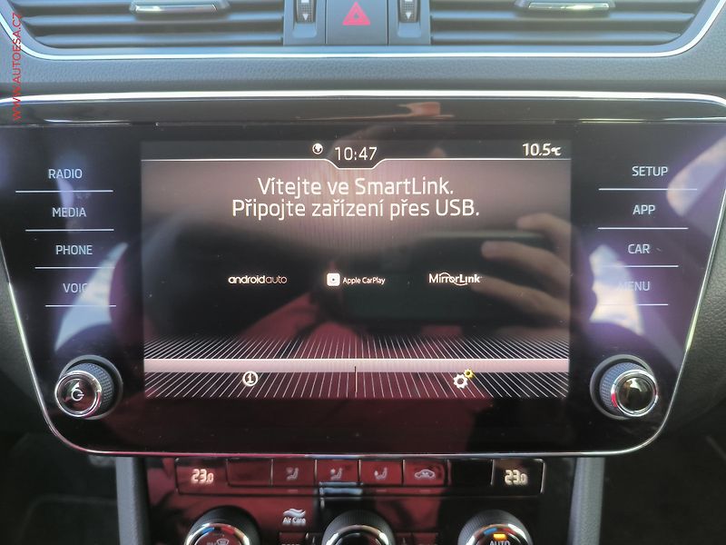 Škoda Superb (2019) 2.0TDI, ČR, Ambition, DSG - fotka 14 z 24