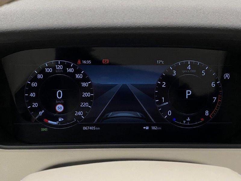 Land Rover Range Rover Velar (2018) - fotka 17 z 40