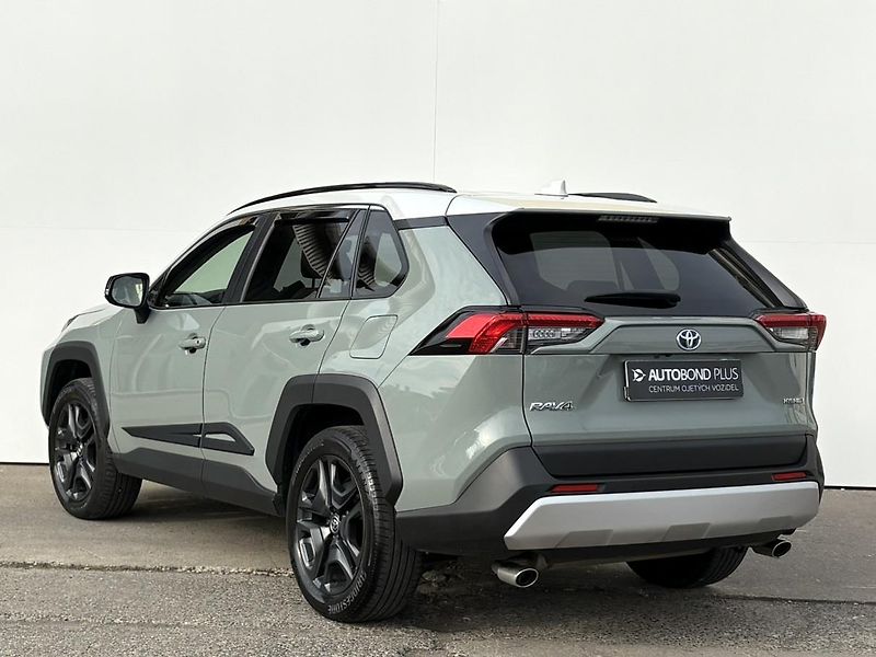 Toyota RAV4 2.5 HSD e-CVT AWD Adventure - fotka 7 z 22