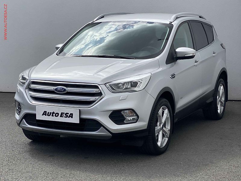 Ford Kuga (2017) 2.0TDCi 4x4, ČR, Titanium, AT - fotka 3 z 18