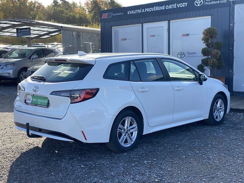 Toyota Corolla 1.2iT, ČR-1m, Comfort, DPH - fotka 7 z 15