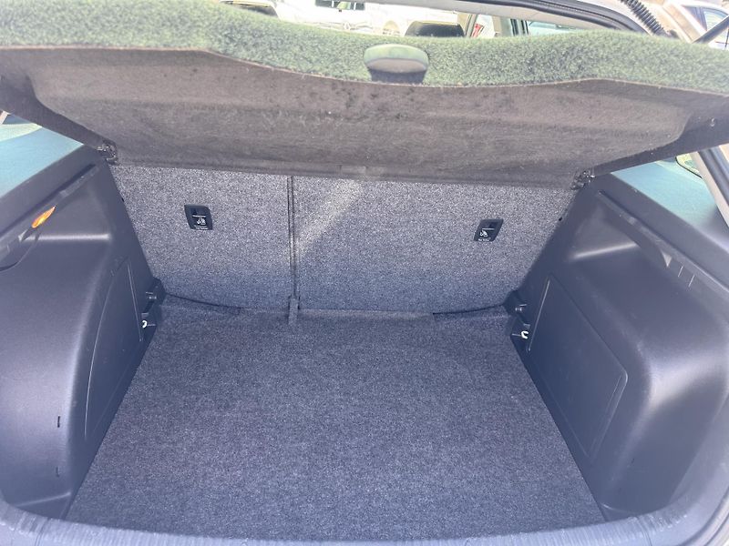 Škoda Rapid spaceback 1.2 TSi,STK 6/28 - fotka 14 z 17