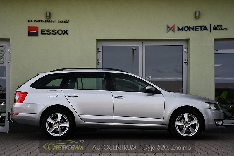 Škoda Octavia 2,0TDi - fotka 6 z 47