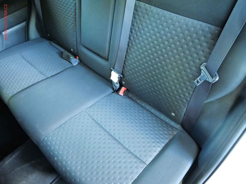 Mitsubishi ASX (2011) 1.6 MIVEC, ČR, AC, tempo - fotka 10 z 20