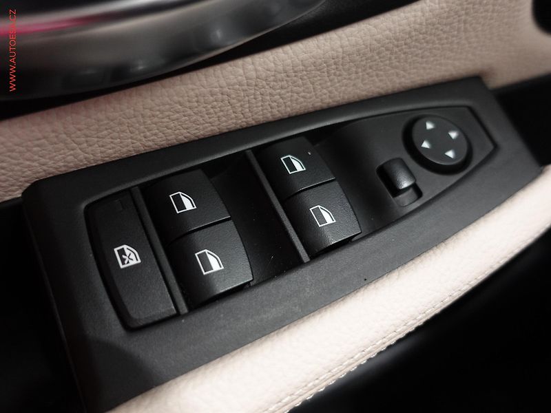 BMW Řada 2 (2017) 2.0d 220d xDrive, AT, navi - fotka 14 z 22