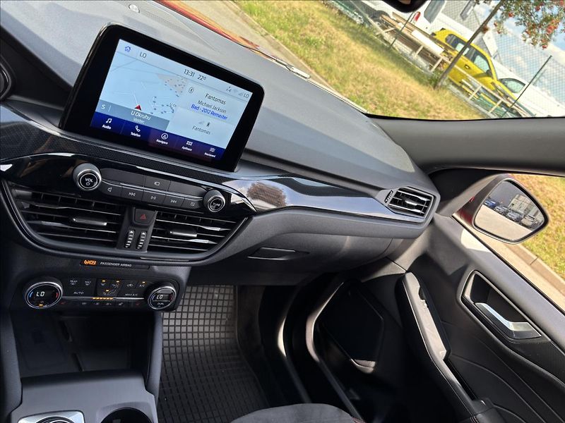 Ford Kuga 2,0 EcoBlue ST-Line X AWD AUT - fotka 47 z 50