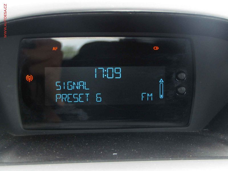 Ford B-MAX (2016) 1.4i, 1.maj,ČR, Trend - fotka 15 z 17