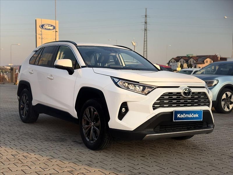 Toyota RAV4 2,0 Style 4WD CVT DPH 129kW - fotka 7 z 29