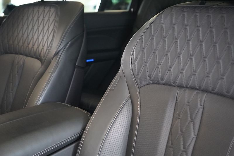 BMW X7 40d xDrive, Nezávislé, Tažné - fotka 22 z 48