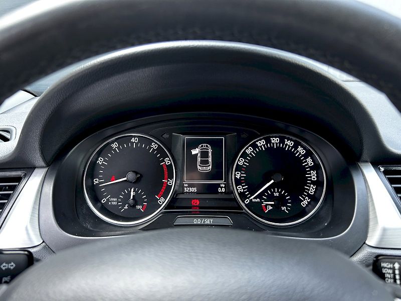 Škoda Rapid (2017) 1.2 TSI 81kW MP5 Ambition - fotka 11 z 32