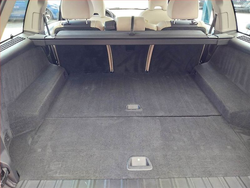 Volvo XC90 (2009) D5, 4X4, Automat, Xenony - fotka 13 z 15
