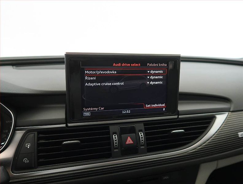Audi A6 (2015) 3.0 TDI, 4X4, Automat - fotka 17 z 32