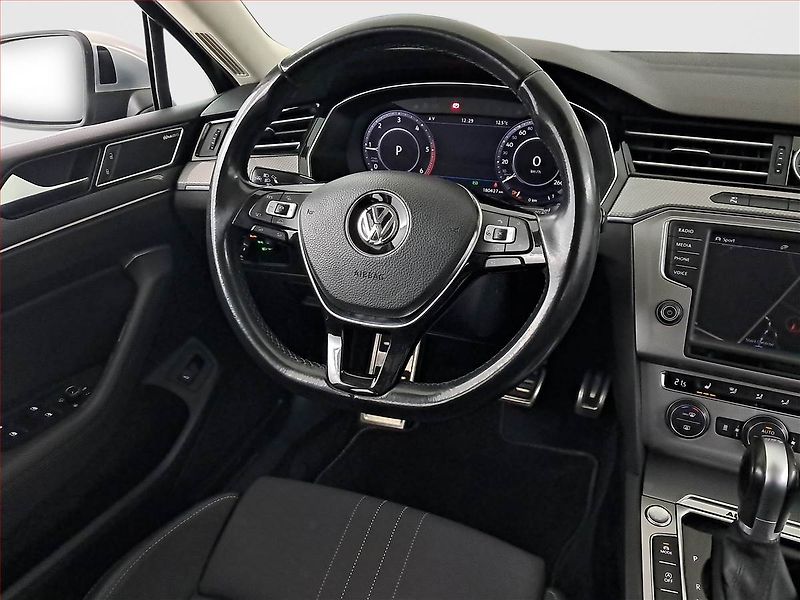 Volkswagen Passat (2016) 2.0 BiTDI, 4X4, Automat - fotka 7 z 22