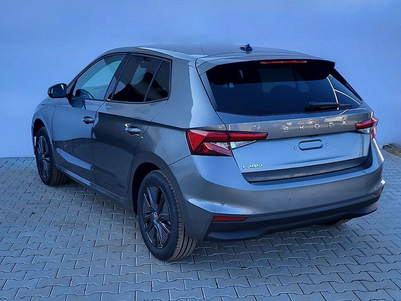 Škoda Fabia Dynamic 1,0TSI 85kW - fotka 5 z 30