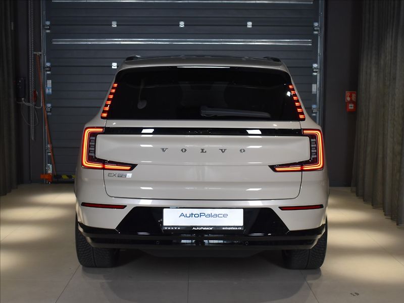 Volvo EX90 TWIN PREFORMANCE Ultra - fotka 5 z 36