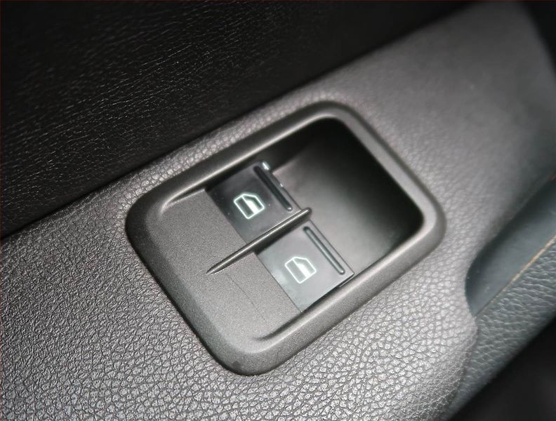 Škoda Yeti (2015) Ambition Plus 1.2 TSI - fotka 15 z 17