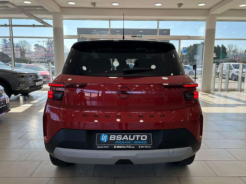 Opel Frontera (2025) GS Hybrid 1,2 Turbo 81kW + ZP - fotka 7 z 29