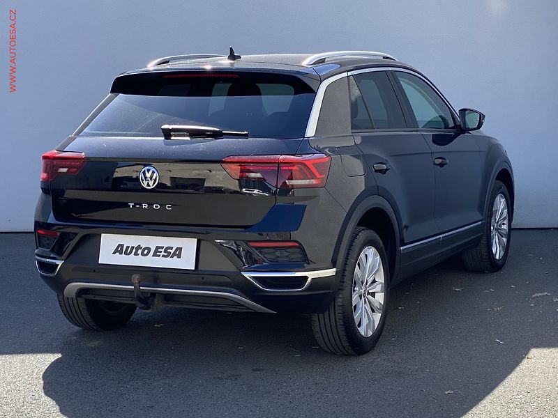 Volkswagen T-Roc (2020) 1.5 TSi, Highline, LED, TZ - fotka 4 z 17