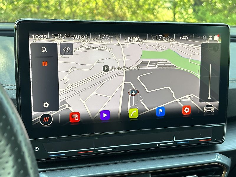 Cupra Formentor (2024) 1.5 TSI DSG - fotka 12 z 31