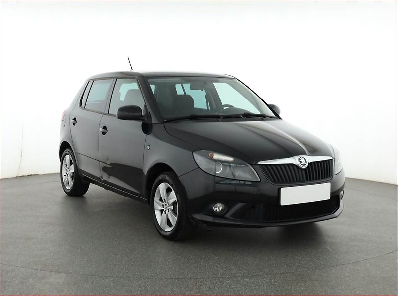 Škoda Fabia (2014) Ambiente 1.2 TSI, Serv.kniha - fotografie inzerátu