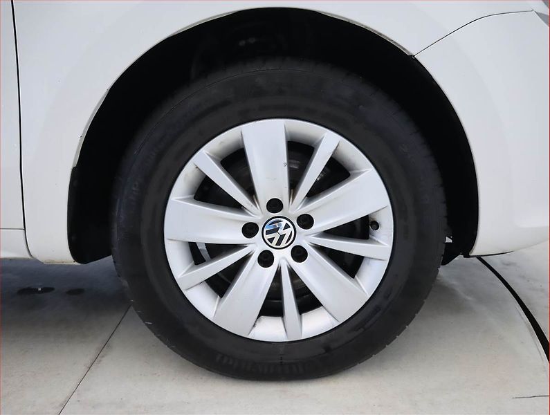 Volkswagen Sharan (2013) 2.0 TDI, Automat, Serv.kniha - fotka 15 z 19