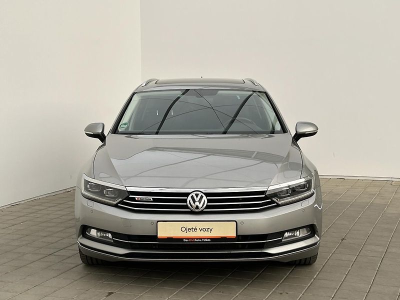 Volkswagen Passat Variant 2,0 TDI 4x4 Highline - fotka 4 z 29