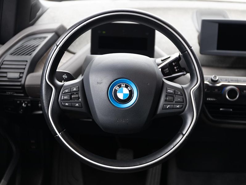 BMW i3 i3s - fotka 12 z 22