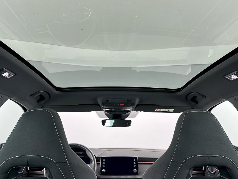 Škoda Kamiq (2025) DSG 1.0TSI 85kW Monte Carlo - fotka 28 z 32