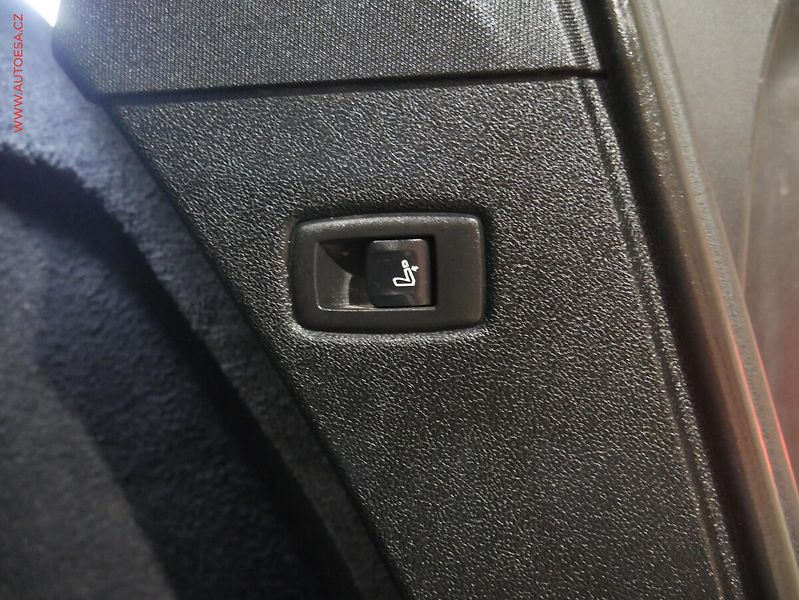 BMW Řada 5 (2017) 2.0d 520xd, AT, LED, panor - fotka 21 z 24
