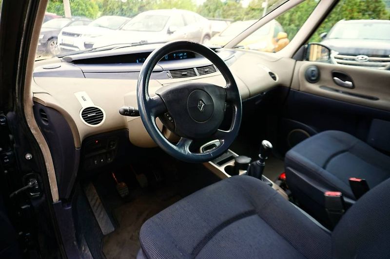 Renault Espace (2005) EXPRESION 1,9 DCI 88 kW - fotka 33 z 41