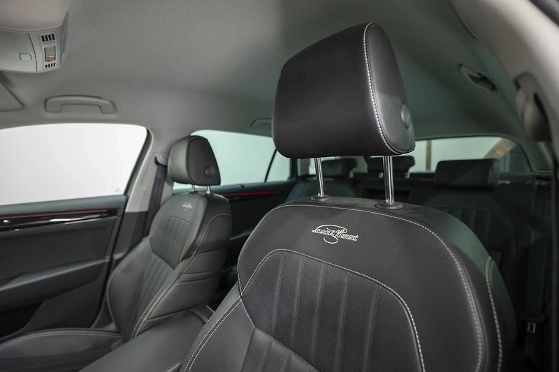 Škoda Superb 2.0 TDI 147 kW 4x4 L&K - fotka 21 z 38