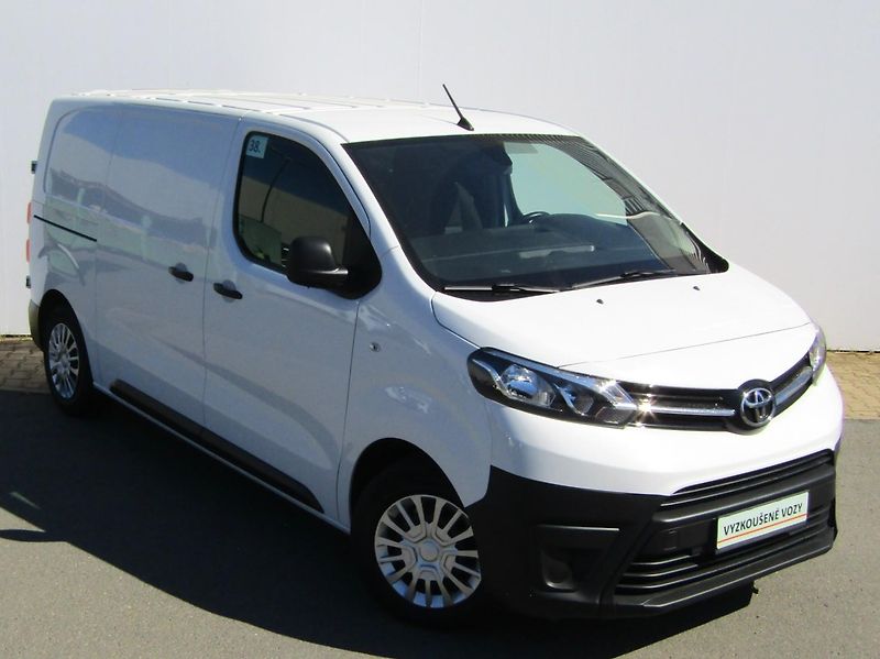 Toyota ProAce (2023) 1,5 D-4D 88 KW - fotka 9 z 26